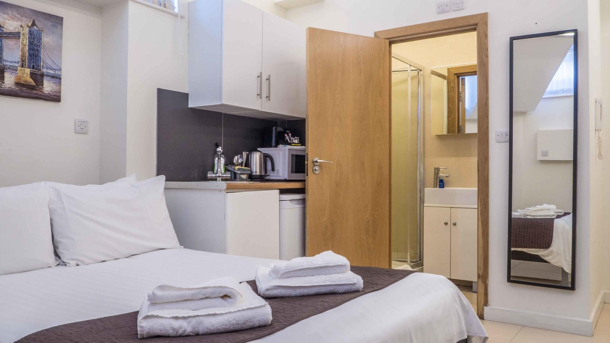 London Stay Apartments Экстерьер фото