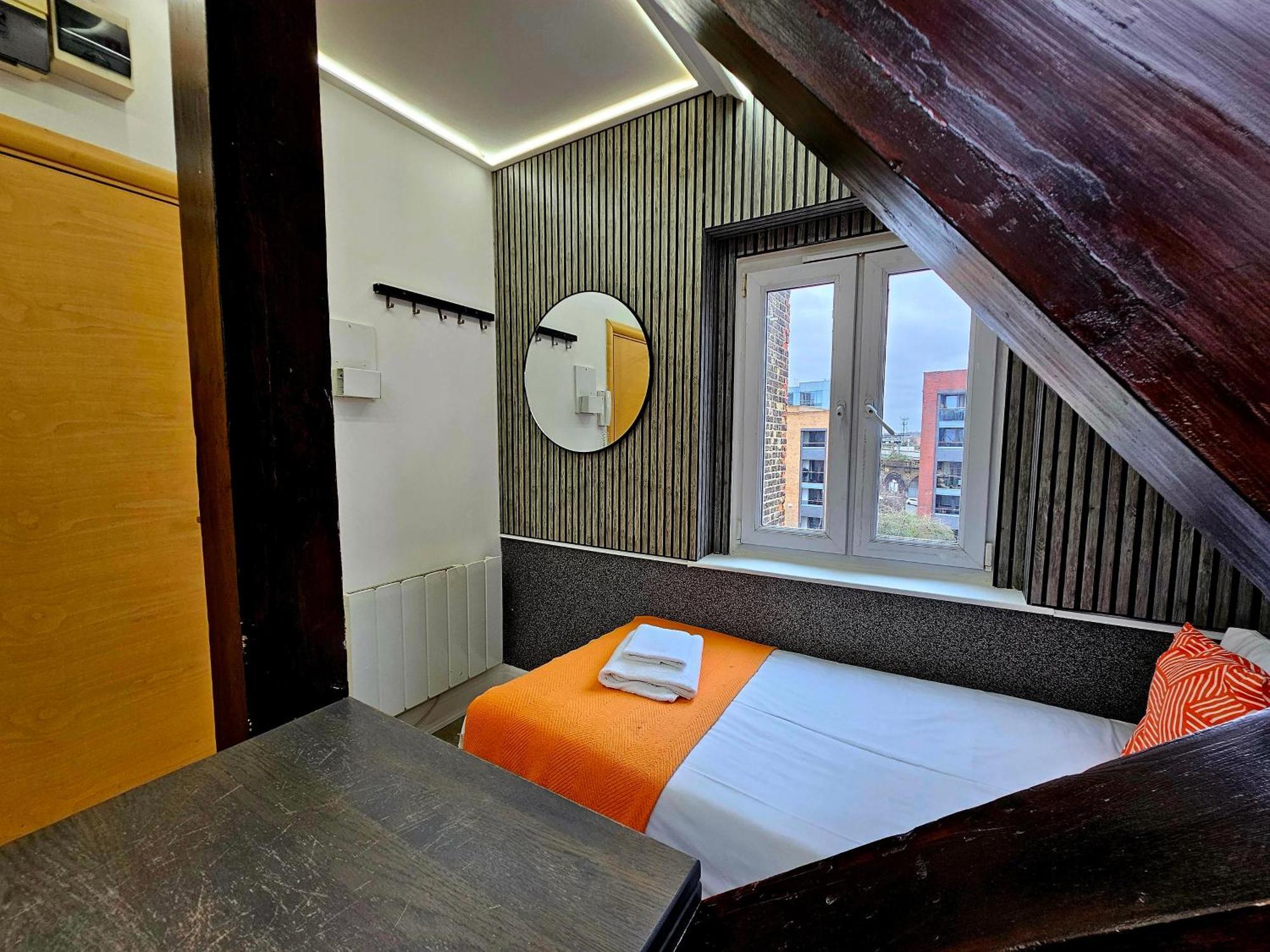 London Stay Apartments Экстерьер фото
